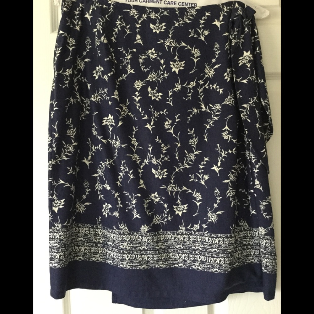 Liz Claiborne First Issue Sarong Style Skirt 14W